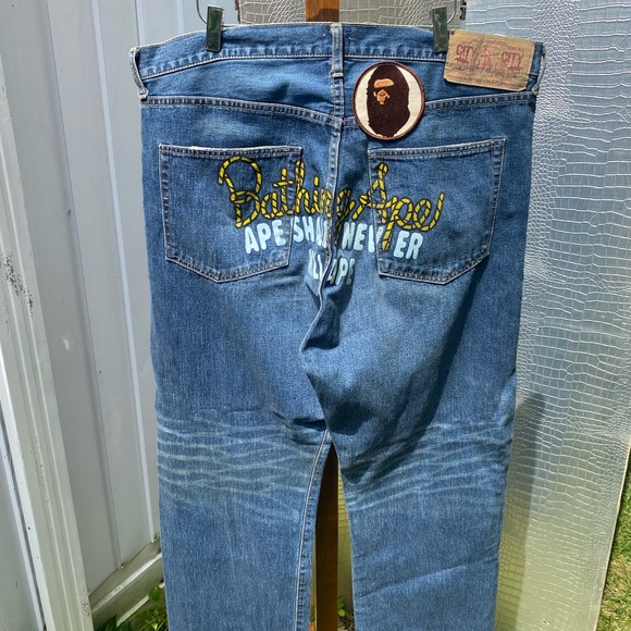 Blue Jeans - Picture 1 of 14